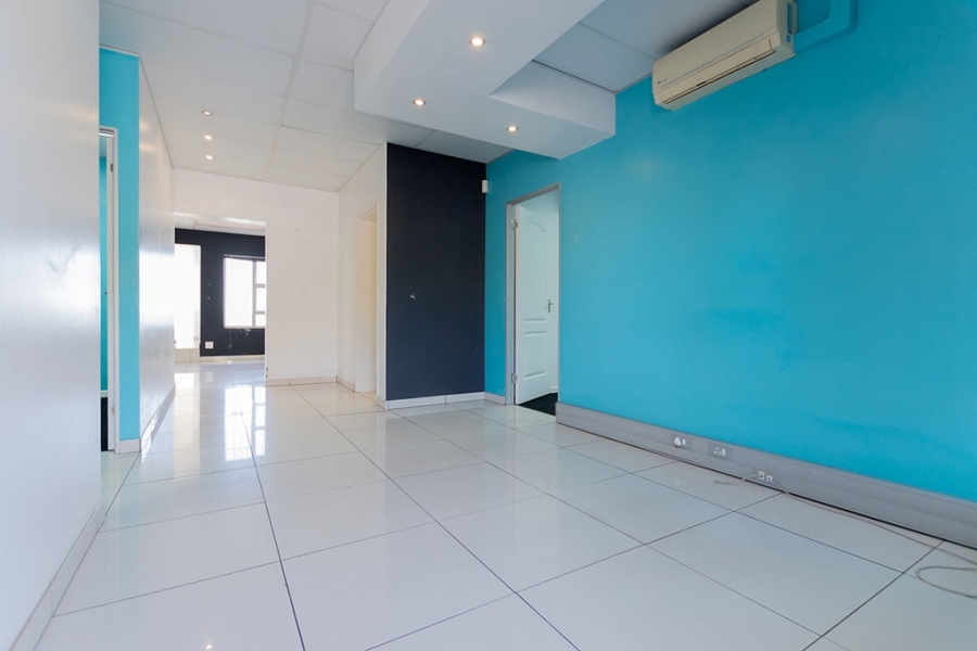 To Let Commercial Property for Rent in Saldanha Western Cape